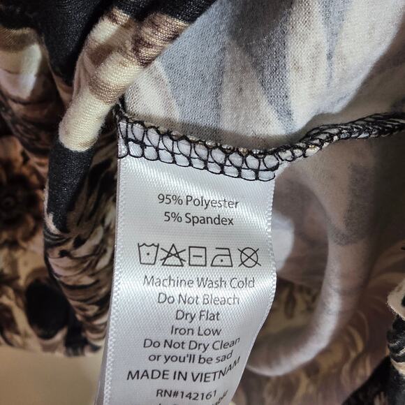 LuLaRoe Amber skull floral print hooded sweatshirt womans size 2XL plus pullover - Picture 7 of 10